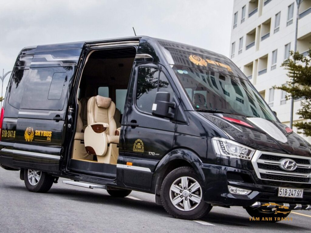 Bảng giá thuê xe 9 chỗ Đà Lạt - Thuê xe Limousine cao cấp