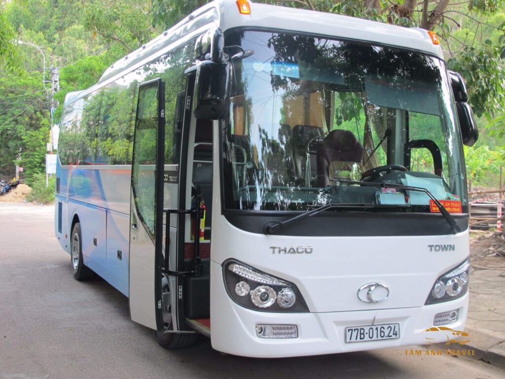Đặt thuê xe 29 chỗ Đà Lạt - Xe đời mới, lái xe an toàn