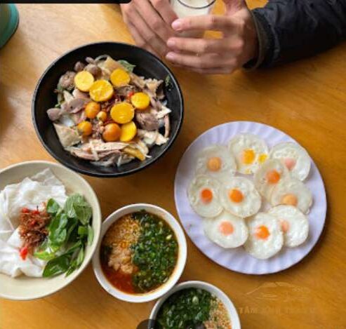 TOP 7 quán bánh ướt lòng gà Đà Lạt được dân thổ địa đánh giá cao