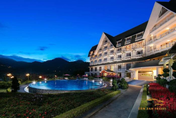 Top 9 Resort Đà Lạt nổi tiếng đẹp tựa trời Tây