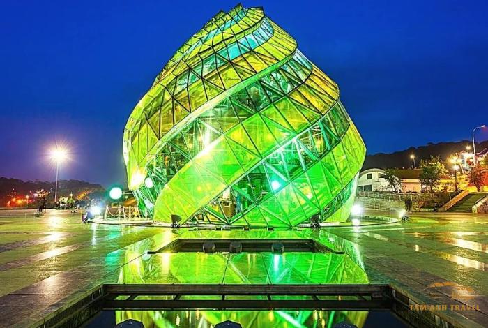 Quảng trường Lâm Viên - điểm check-in HOT nhất Đà Lạt