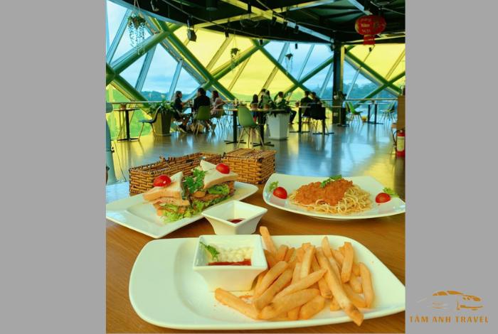 Quảng trường Lâm Viên - điểm check-in HOT nhất Đà Lạt