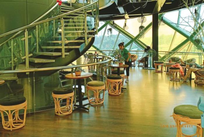 Quảng trường Lâm Viên - điểm check-in HOT nhất Đà Lạt