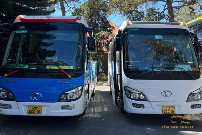 Thuê xe du lịch Đà Lạt giá rẻ, xe đời mới