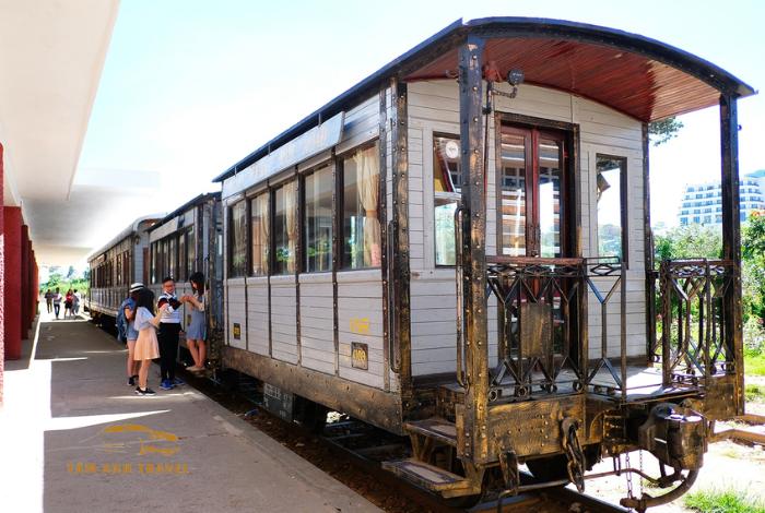 Ngỡ ngàng trước vẻ đẹp cổ kính của Ga Đà Lạt