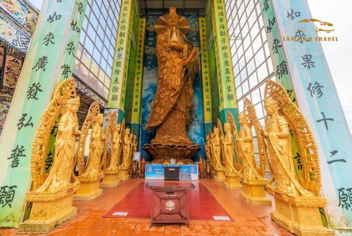 Ngôi chùa ở Đà Lạt linh thiêng