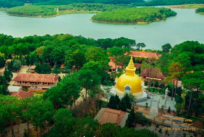 Ngôi chùa ở Đà Lạt linh thiêng