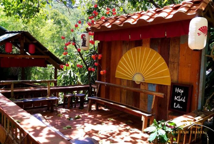Review điểm check in siêu HOT - Hiệp Khách Lầu Đà Lạt