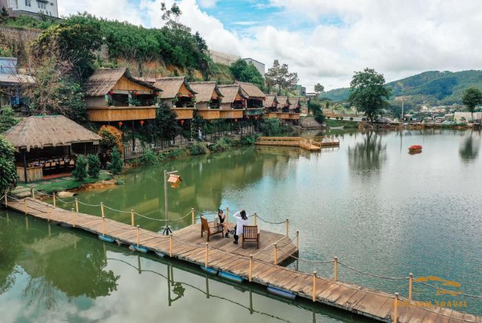 An Sơn Hồ Đà Lạt: nhà hàng phong cách cổ trấn độc đáo