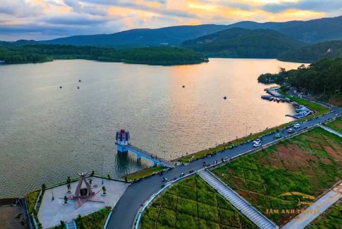 Cáp treo Đà Lạt: Ngắm trọn thành phố từ trên cao