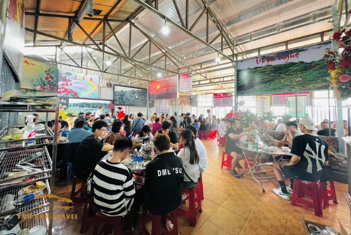 Quán bò tơ dã chiến Đà Lạt nổi tiếng