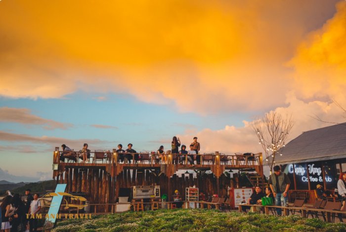 Chạng Vạng Coffee Đà Lạt với view hoàng hôn lãng mạn