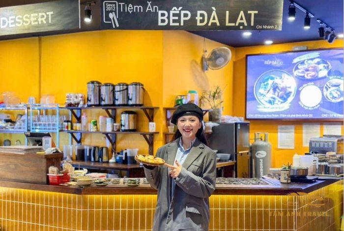 Tiệm Ăn Bếp Đà Lạt: Thiên đường ăn vặt cho giới trẻ