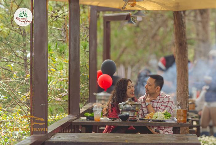 Tiệm Nướng Trong Rừng: Thưởng thức BBQ giữa thiên nhiên