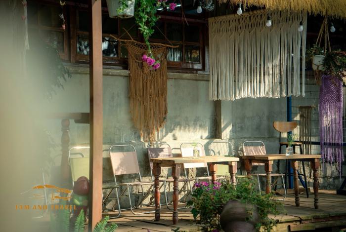 Cafe Lặng Art Đà Lạt - Nơi lan toả trái tim yêu thương