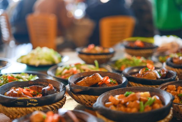 Nhà hàng cơm niêu Fresh - Cơm ngon, view đẹp và siêu rộng