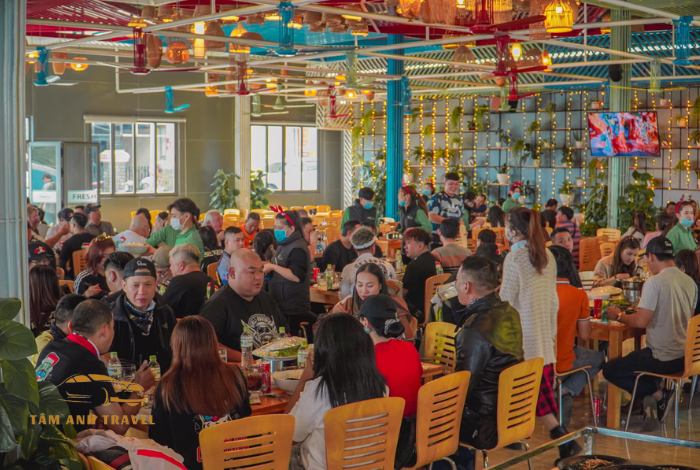 Nhà hàng cơm niêu Fresh - Cơm ngon, view đẹp và siêu rộng