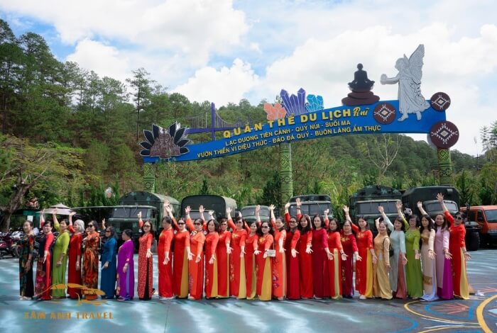 Review Khu du lịch Quỷ Núi - Suối Ma đẹp như tiên cảnh