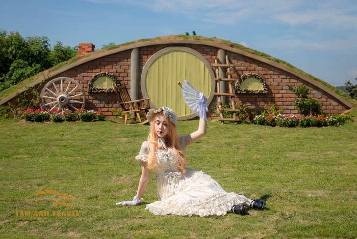 Review Làng Thỏ Little Hobbiton cực đáng yêu tại Đà Lạt