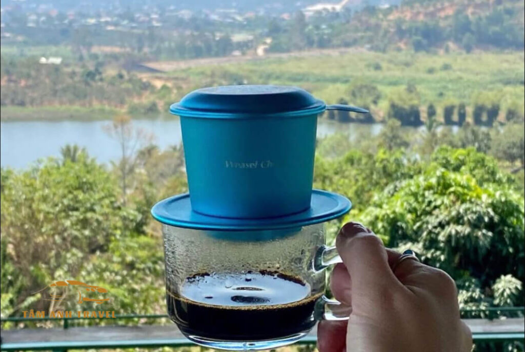 Review Mê Linh Coffee Garden ngắm cảnh đẹp Đà Lạt