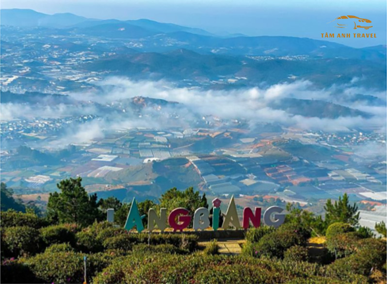 Săn mây Đà Lạt núi Langbiang