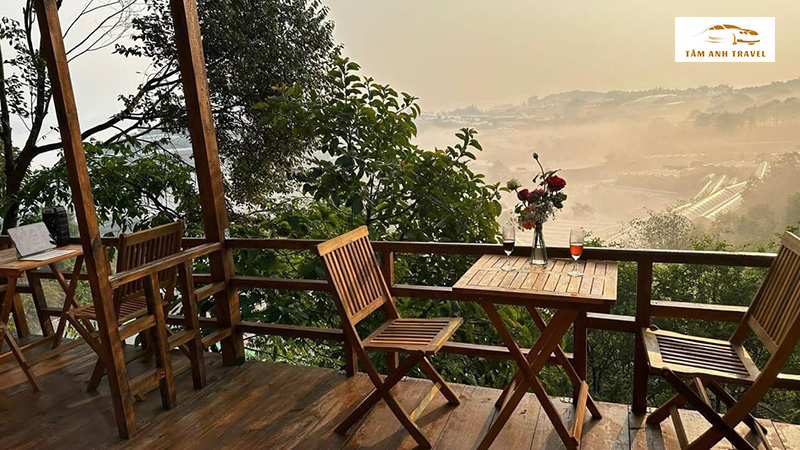 Cafe tại Pink Valley Đà Lạt