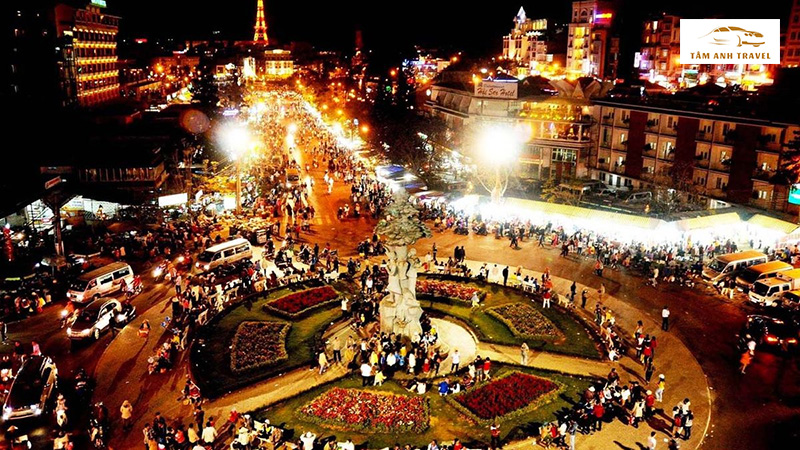 Chợ đêm Đà Lạt
