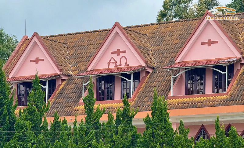 Kiến trúc của Nhà thờ Mai Anh Đà Lạt