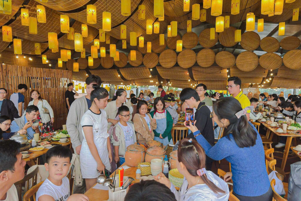 gà nướng lu đà lạt