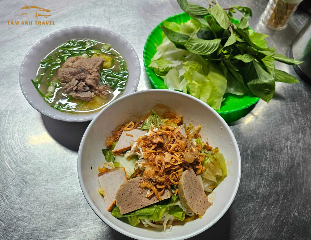 quán hủ tiếu đà lạt