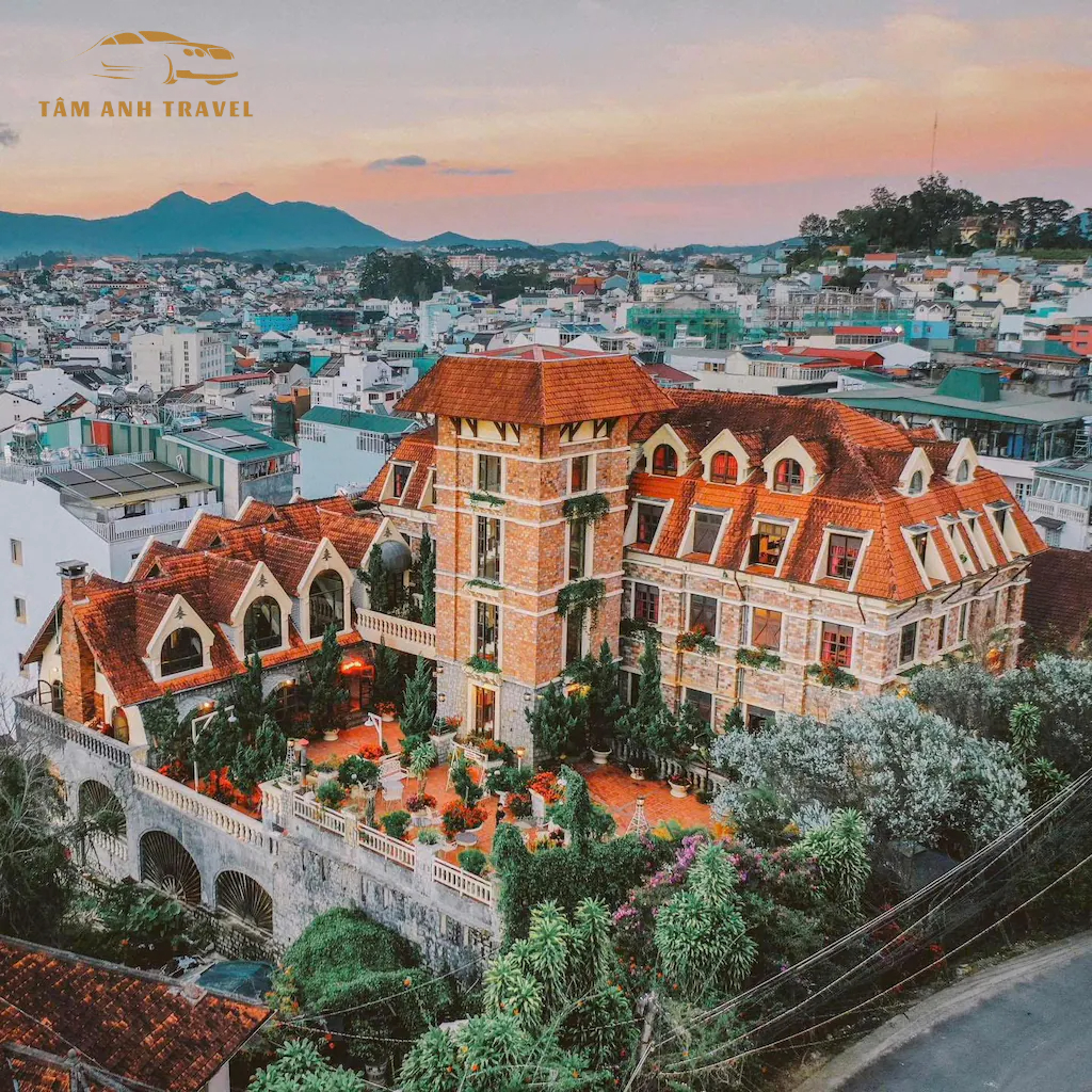 khách sạn gần chợ đà lạt