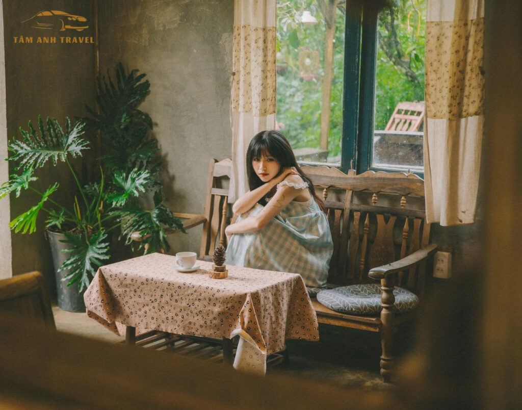 lưng chừng cafe đà lạt