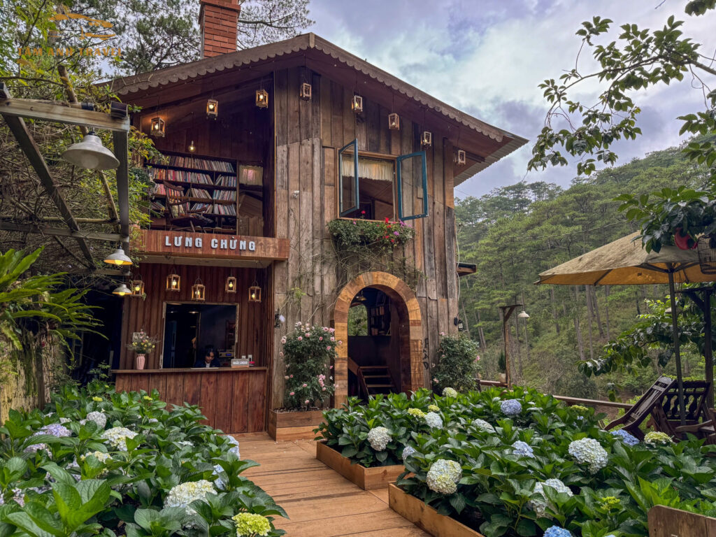 lưng chừng cafe đà lạt