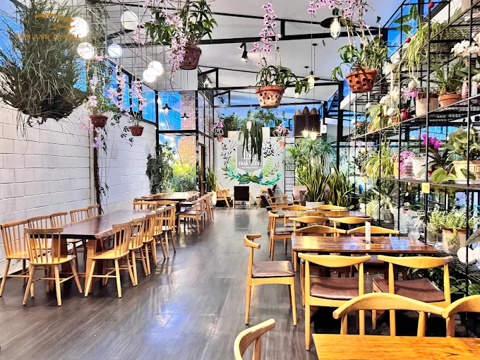 nhà lồng coffee