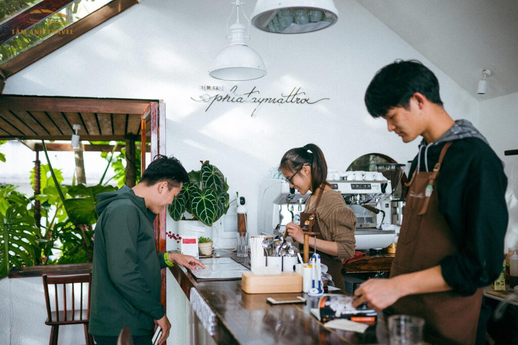tiệm cà phê phía tây mặt trời - specialty coffee da lat