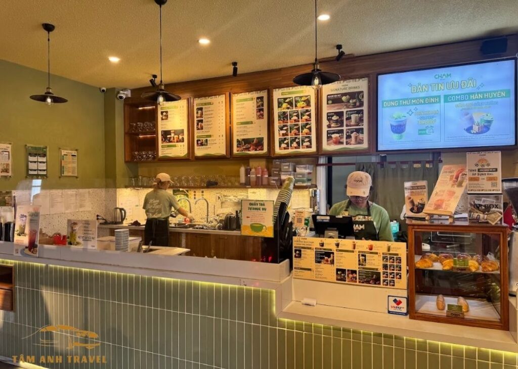 Chạm Cafe & Kem Bơ Đà Lạt