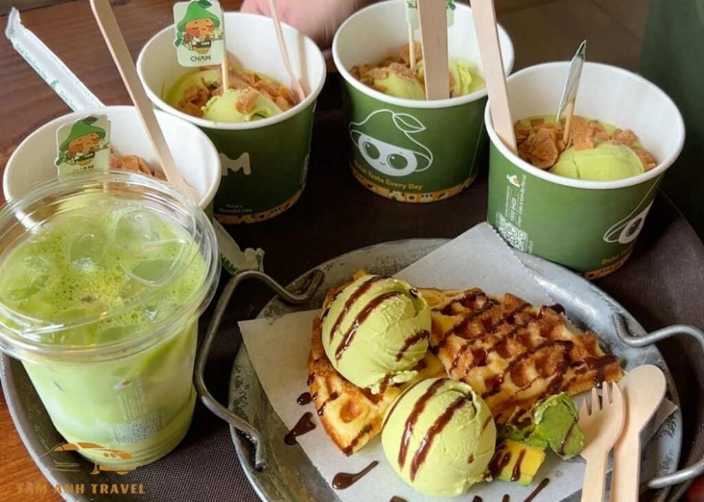 Chạm Cafe & Kem Bơ Đà Lạt