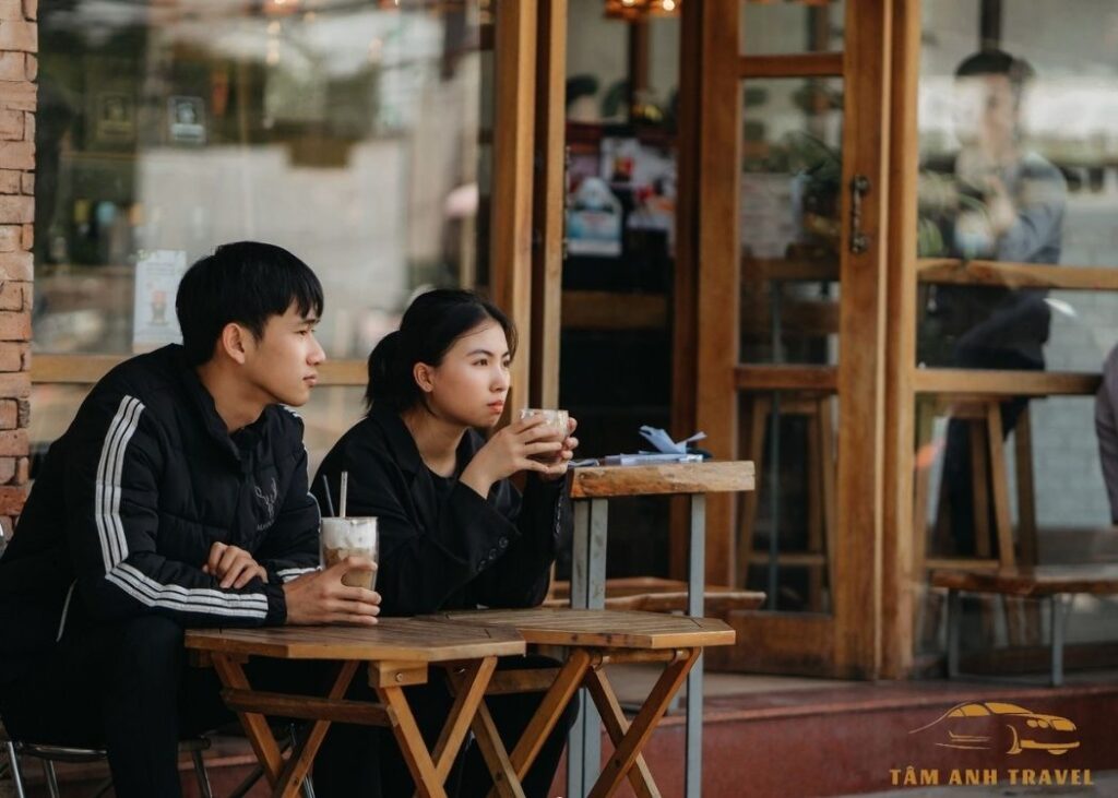 Cafe Tỏi Đen Đà Lạt