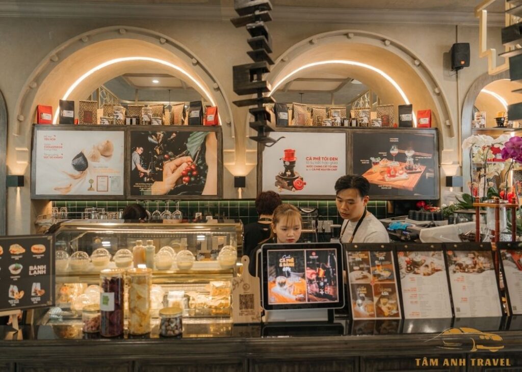 Cafe Tỏi Đen Đà Lạt