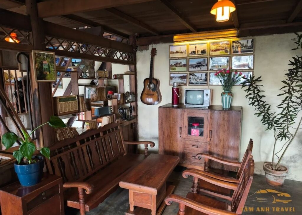 Tiệm cà phê Linh Đà Lạt