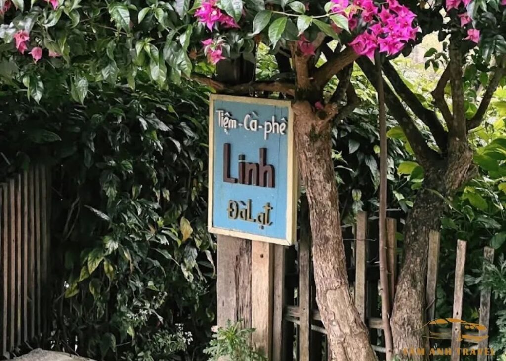 Tiệm cà phê Linh Đà Lạt