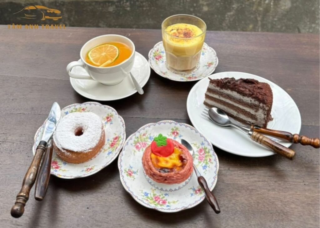 Tiệm Cà Phê Ô Cửa Mùa Đông