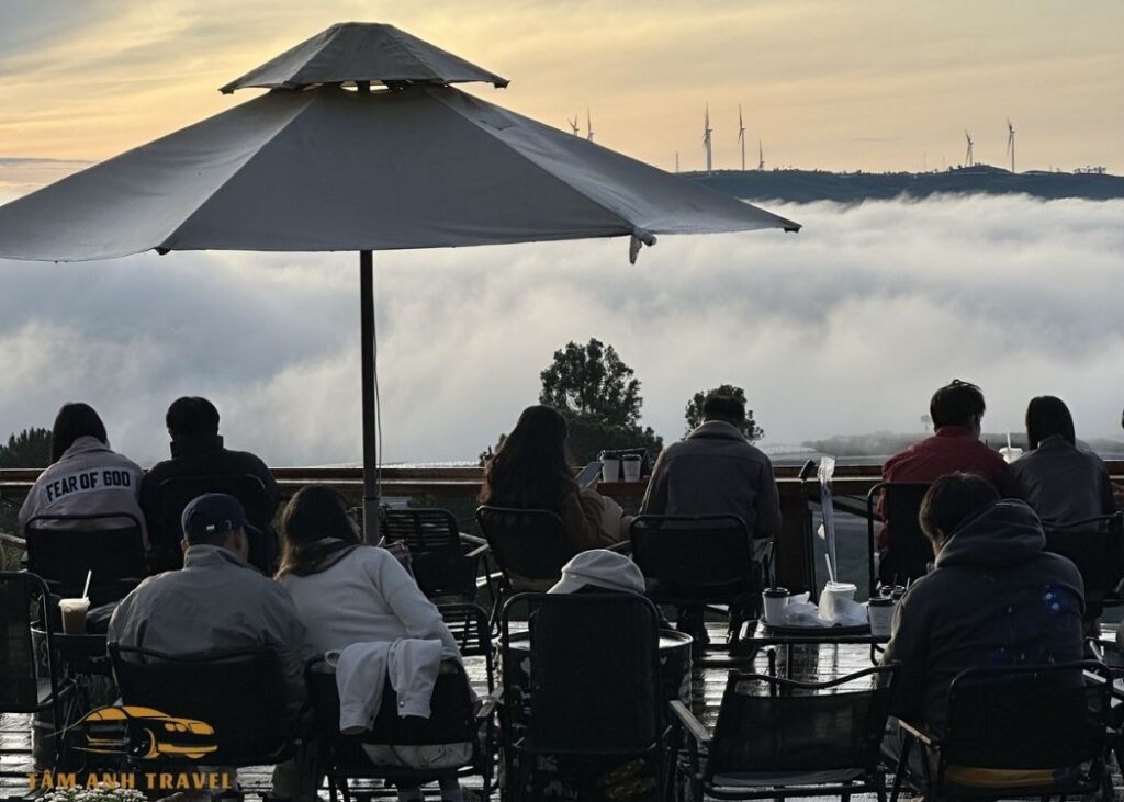 Quán cafe Trên Đồi Có Mây