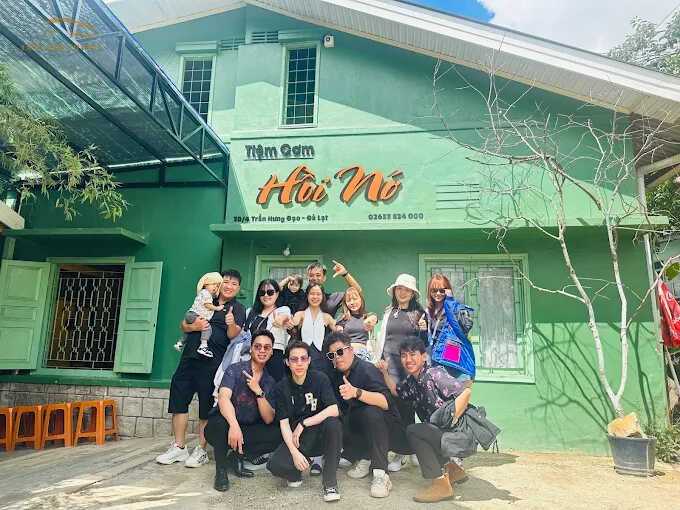 tiệm cơm hồi nớ