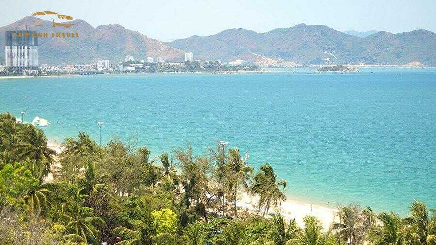 Bãi biển nha trang
