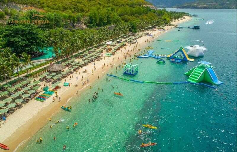 Bãi biển nha trang