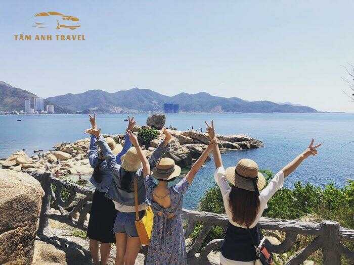 Hòn Chồng Nha Trang