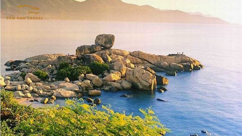 Hòn Chồng Nha Trang